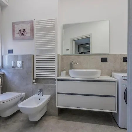 La Nel Borgo - Ai Piedi Delle Alpi&centro Storico Apartamento