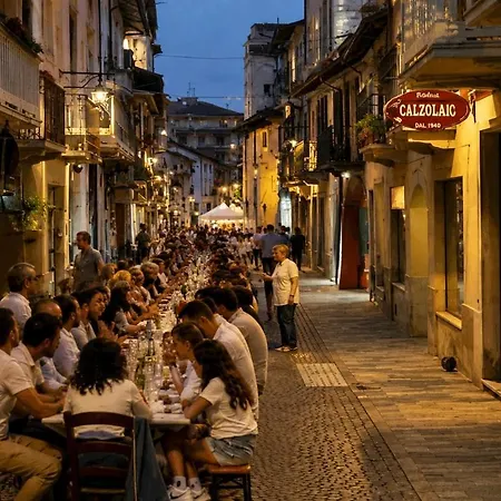 Apartamento La Nel Borgo - Ai Piedi Delle Alpi&centro Storico *