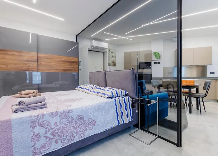 Design - Ai Piedi Delle Alpi&centro Storico Daire *